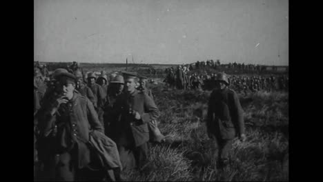 British-Soldiers-Break-The-Hindenburg-Line-In-World-War-One-4