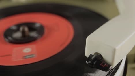 Vintage-Record-Video2