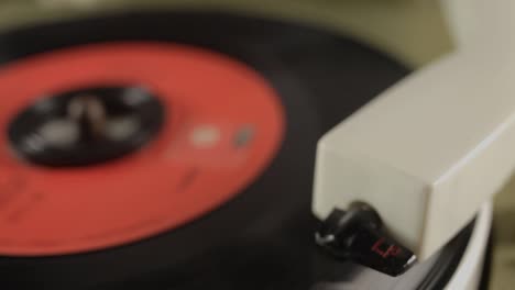 Vintage-Record-Video3