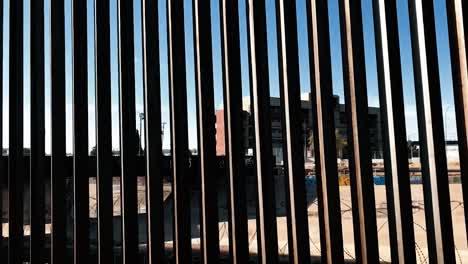 Shots-From-A-Car-Driving-On-The-Us-West-End-Side-Of-The-Completed-El-Paso-4Mile-18Foot-Bollard-Barrier-2019