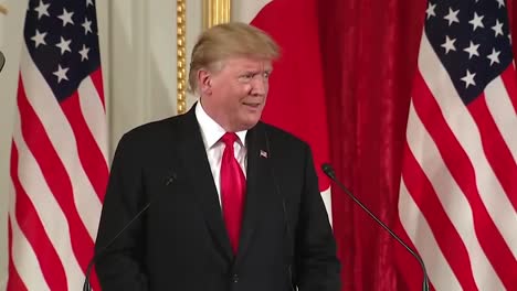 Präsident-Trump-Spricht-über-Die-Beendigung-Des-Iran-Deals-Gemeinsame-Pressekonferenz-Mit-Dem-Japanischen-Premierminister-Shinzo-Abe-2019
