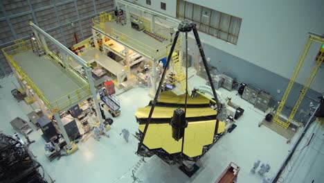 Broll-Of-The-Construcción-Of-The-James-Webb-Telescope-2016