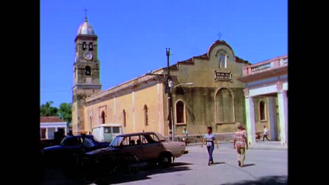 Escenas-Del-Campo-En-Cuba-En-La-Década-De-1980