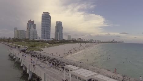 Antena-Sobre-Miami-Florida-Con-Playas-Y-Rascacielos