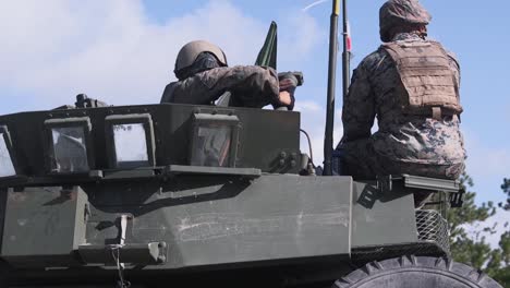 Us-Marine-Gunners-Train-On-Lav25-Tanks-At-Camp-Lejeune