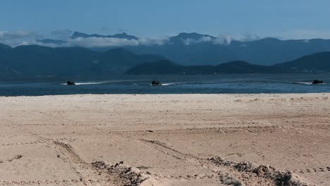 Brazilian-And-Us-Marines-Conduct-Training-Exercises-On-Amphibious-Assault-Vehicles