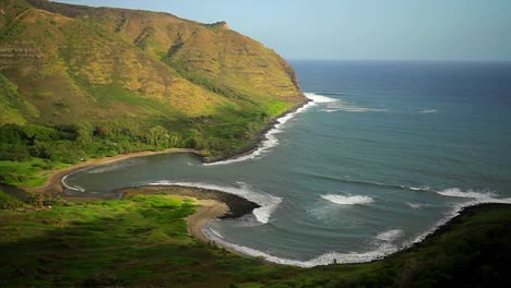 Eine-Wunderschöne-Küste-Von-Hawaii
