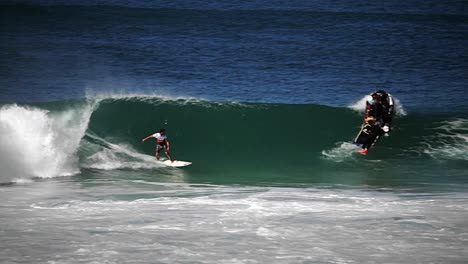 Hawaiianisches-Big-Wave-Surfen-6