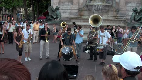 An-1-shot-of-Paris-street-dancers-and-musical-performers