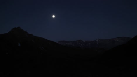 Aconcagua-Time-Lapse--Moon-rising-at-Plaza-Argentina