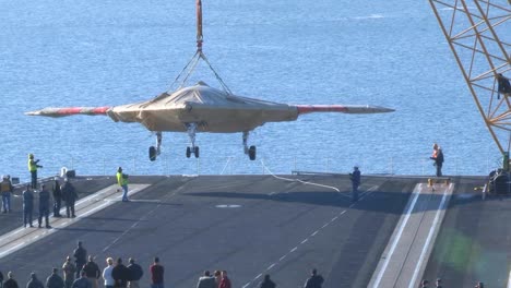 A-Secret-Us-Spy-Plane-The-X47B-Unmanned-Combat-Air-System-Is-Delivered-To-An-Aircraft-Carrier-2