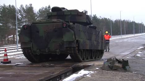 Us-Army-Military-Gear-Travels-Through-Europe-By-Train-1