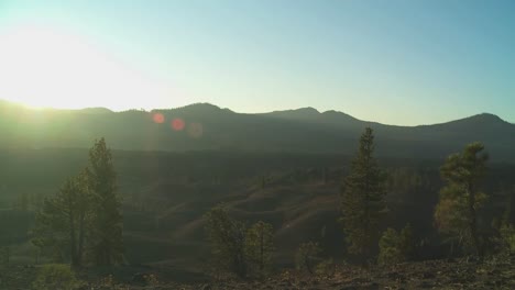 Mañana-En-El-Desierto-Volcánico-Del-Monte-Lassen-En-El-Condado-De-Shasta,-California