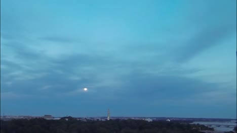 The-Moon-Rises-Over-The-Washington-Monument-In-Washington-Dc-In-Time-Lapse