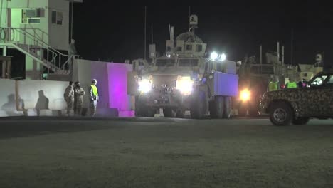 The-Last-Convoy-Out-Of-Iraq-Passes-Through-The-Khabari-Crossing-At-Night