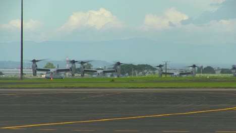 The-Osprey-Aircraft-Taxis-On-A-Runway