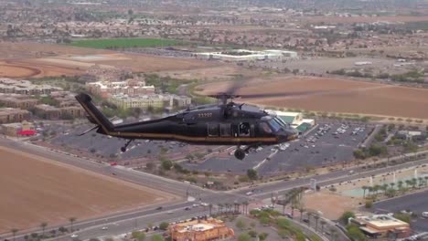 Los-Helicópteros-De-La-Patrulla-Fronteriza-Estadounidense-Patrullan-El-Espacio-Aéreo-Restringido-Sobre-El-Estadio-Durante-El-Super-Bowl-XLIX