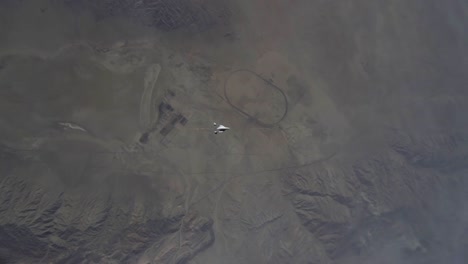 Vista-Aérea-Del-Accidente-De-La-Nave-Espacial-Virgen-Galáctica-Sobre-El-Desierto-De-Mojave-En-2015-1