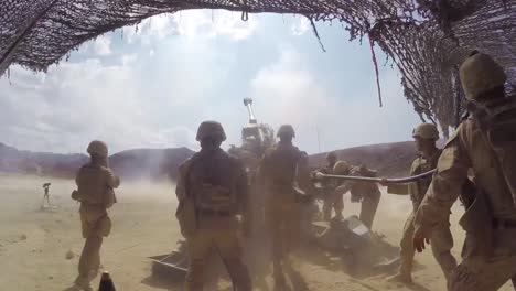 Soldiers-Fire-Heavy-Artillery-In-The-Battlefield-3