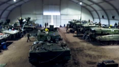 Members-Of-Norways-Telemark-Battalion-Work-On-Their-Tanks