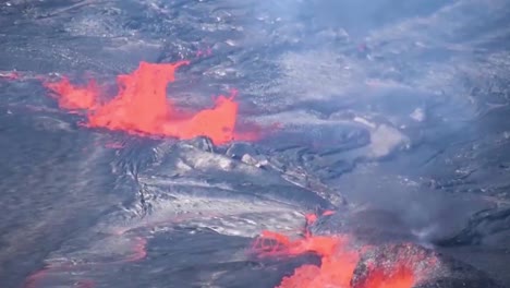 Lavastrom-Und-Sprudelndes-Gas-Während-Des-Ausbruchs-Des-Vulkans-Kilauea-In-Hawaii-2018-1