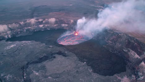 Erstaunliche-Luftaufnahme-über-Dem-Gipfel-Vent-Lavasee-Auf-Dem-Vulkan-Kilauea,-Der-Hawaii-Ausbricht