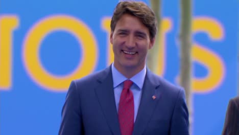 El-Primer-Ministro-De-Canadá,-Justin-Trudeau,-Llega-A-La-Cumbre-De-La-OTAN-En-Bruselas,-Bélgica-2