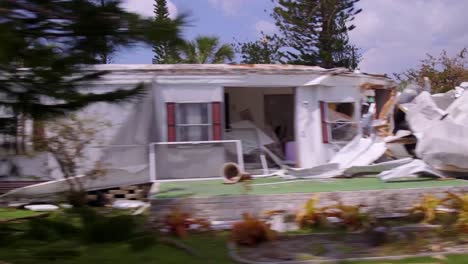 President-Trump-And-First-Lady-Melania-Trump-In-Florida-Inspecting-The-Destruction-And-Disaster-During-Hurricane-Irma-3