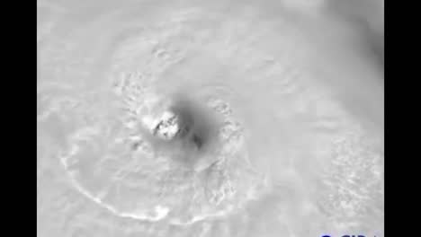 Noaa-Animierte-Satellitenwetterbilder-Des-Hurrikans-Florenz,-Der-Sich-Der-Küste-Von-Nord--Und-Südcarolina-Nähert