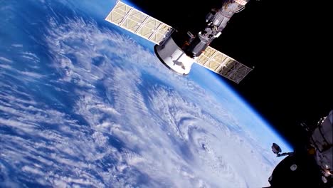 Schüsse-Von-Der-NASA-Raumstation-Des-Hurrikans-Florenz,-Der-Sich-Der-Küste-Nordamerikas-Nähert-15
