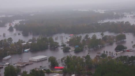 Helikopter-Antennen-über-Den-Überschwemmungen-Und-Schäden-Durch-Hurrikan-Florenz-In-North-Carolina-1-North