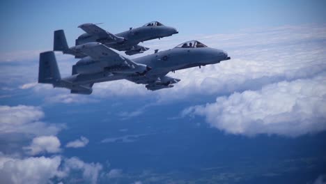 A10-Y-F16-En-Vuelo-Aire-A-Aire