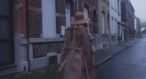 Young-Woman-in-the-Street