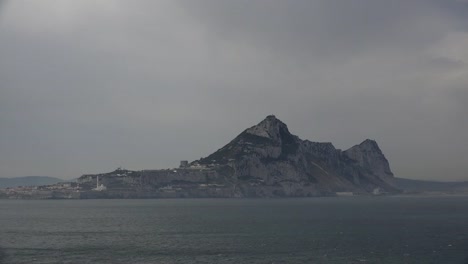 Vista-Lateral-Este-De-Gibraltar-Rock