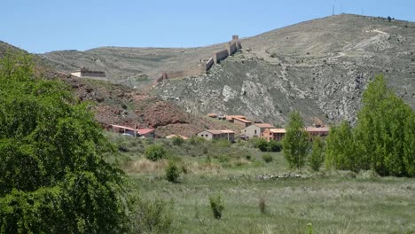 Spanien-Albarracin-In-Ferne