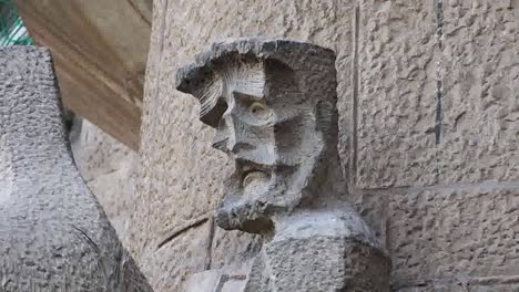 Spain-Barcelona-Sagrada-Familia-Head-Of-Christ-Dramatic