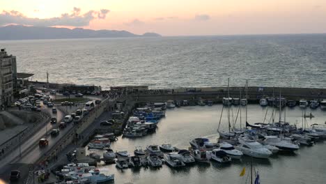 Griechenland-Kreta-Heraklion-Boote-Im-Hafen-Am-Späten-Abend