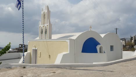 Griechenland-Santorini-Gelbe-Kirche