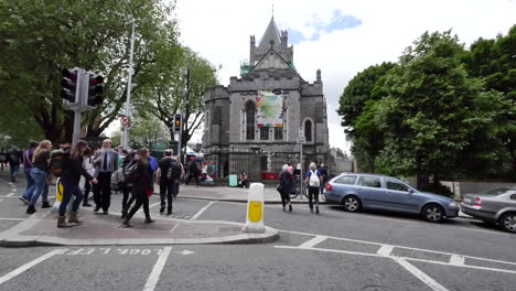 Irland-Dublin-Street-Und-Christ-Church-Cathedral