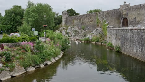 Irlanda-Castillo-De-Cahir-Muro-Por-Río