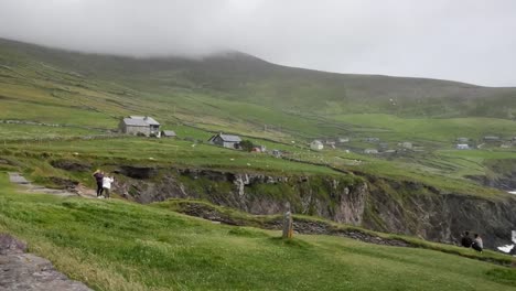 Ireland-Dingle-Peninsula-Farms-Along-Coast