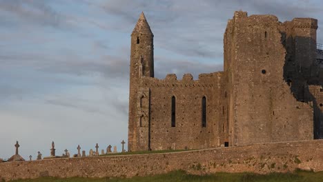 Irland-Rock-Of-Cashel-Am-Späten-Abend