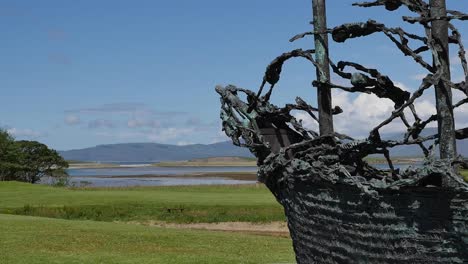 Ireland-County-Mayo-Famine-Memorial-Skeletons