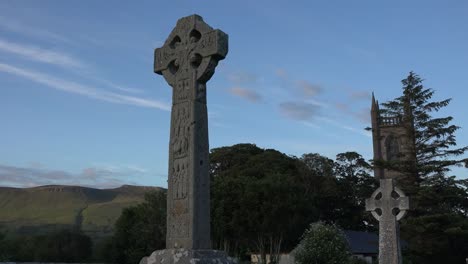 Irland-County-Sligo-The-Drumcliff-Keltisches-Hochkreuz