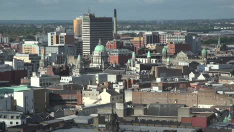 Northern-Ireland-Belfast-City-View-With-City-Hall