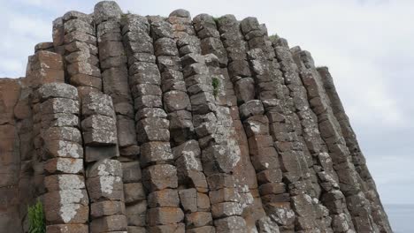 Nordirland-Giants-Causeway-Spitze-Der-Säulenklippe