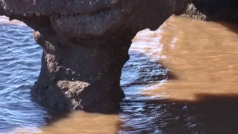 Kanada-Bay-Of-Fundy-Detail-Von-Gezeiten-Und-Felsen