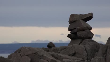 Kanada-Nova-Scotia-Ein-Haufen-Steine