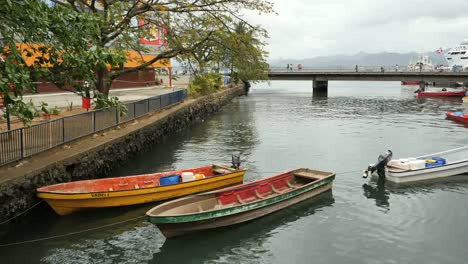 Fidschi-Suva-Boote-Und-Brücke