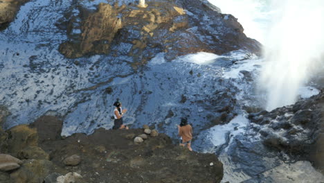 Oahu-Blow-Hole-With-People.